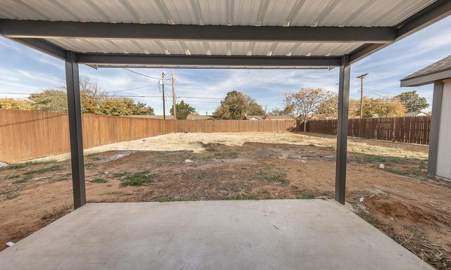 2627 Parkway Drive, Lubbock, TX 79403