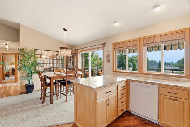 9818 E Whitman Ct, Spokane, WA 99206