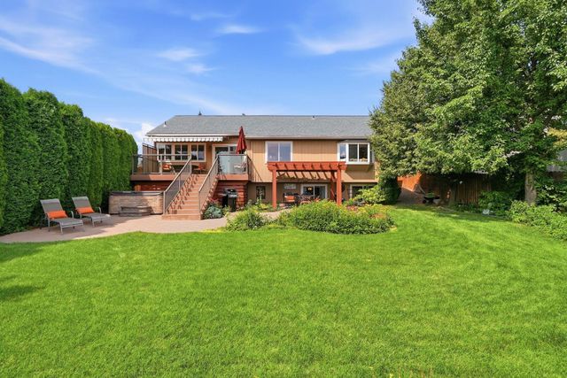 9818 E Whitman Ct, Spokane, WA 99206
