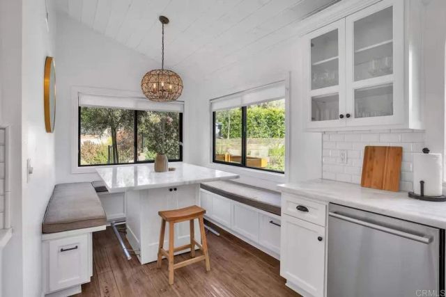 3550 Laketree Drive, Fallbrook, CA 92028