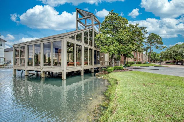 2023 Gentryside Drive 508, Houston, TX 77077