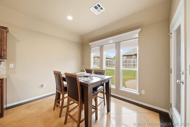 1013 S 71st Street, Broken Arrow, OK 74014