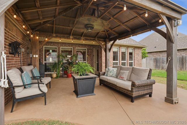 1013 S 71st Street, Broken Arrow, OK 74014