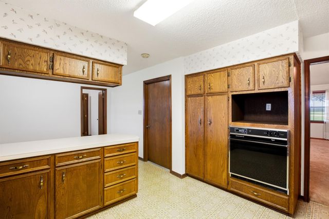 1150 Cr 209, Weimar, TX 78962