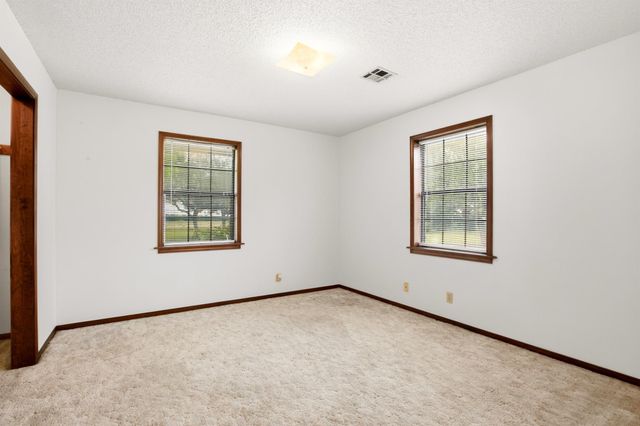 1150 Cr 209, Weimar, TX 78962