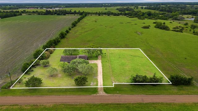 1150 Cr 209, Weimar, TX 78962