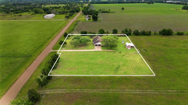 1150 Cr 209, Weimar, TX 78962