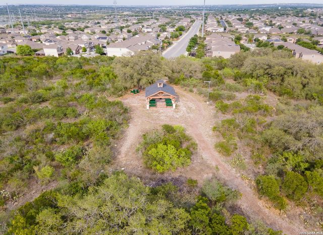 1735 Emerald Edge, San Antonio, TX 78245