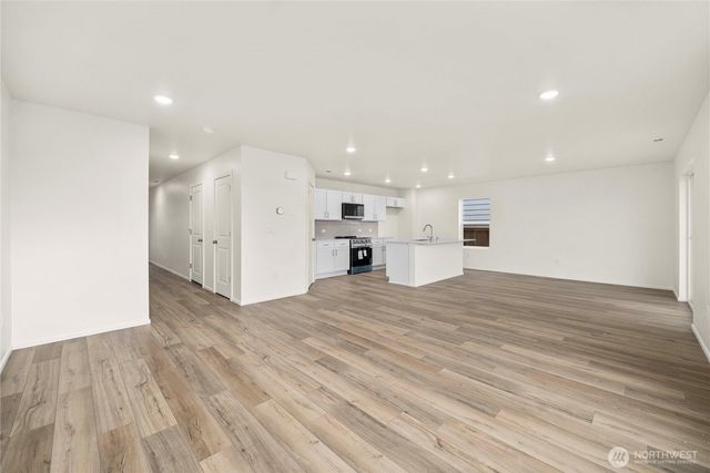 661 Salzer Creek Drive, Centralia, WA 98531