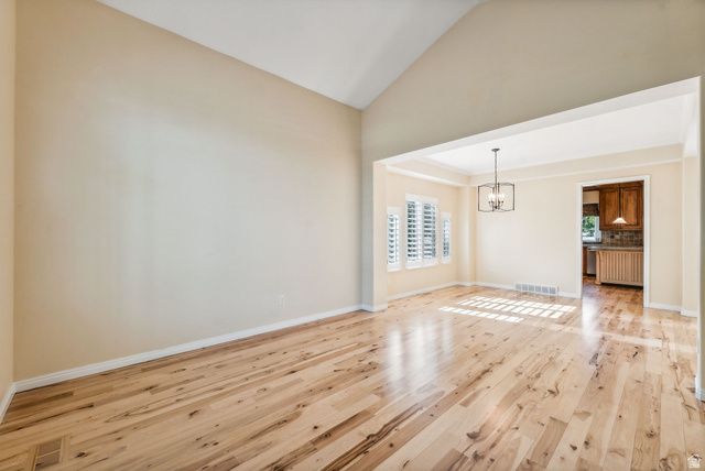 2812 W MCKINLEY CIR, Taylorsville, UT 84129