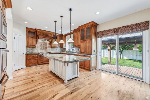 2812 W MCKINLEY CIR, Taylorsville, UT 84129
