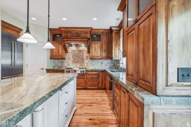 2812 W MCKINLEY CIR, Taylorsville, UT 84129