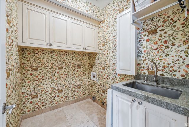 2812 W MCKINLEY CIR, Taylorsville, UT 84129