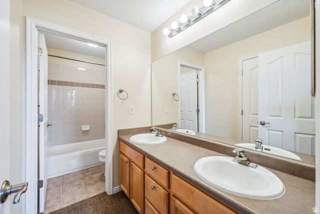 2812 W MCKINLEY CIR, Taylorsville, UT 84129
