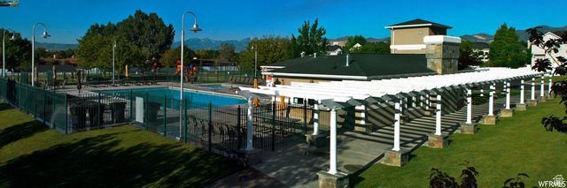 2812 W MCKINLEY CIR, Taylorsville, UT 84129