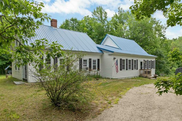 1622 Lovell Lake Road, Wakefield, NH 03872