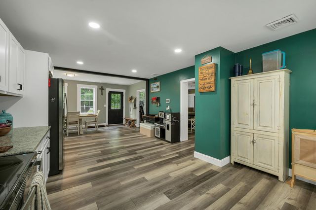 1622 Lovell Lake Road, Wakefield, NH 03872