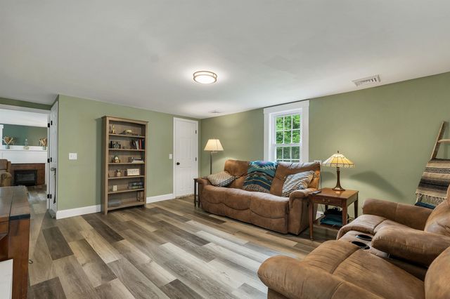 1622 Lovell Lake Road, Wakefield, NH 03872