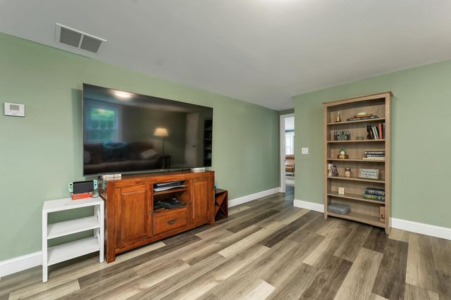 1622 Lovell Lake Road, Wakefield, NH 03872
