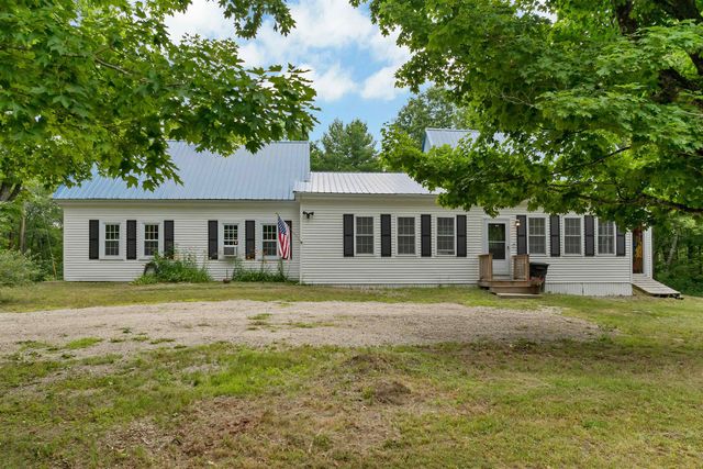 1622 Lovell Lake Road, Wakefield, NH 03872