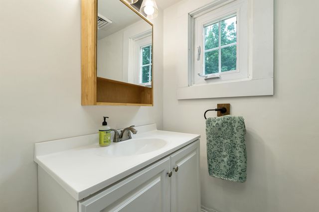 1622 Lovell Lake Road, Wakefield, NH 03872