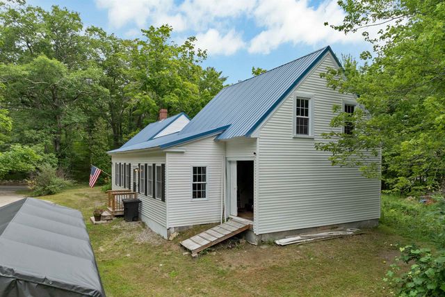 1622 Lovell Lake Road, Wakefield, NH 03872