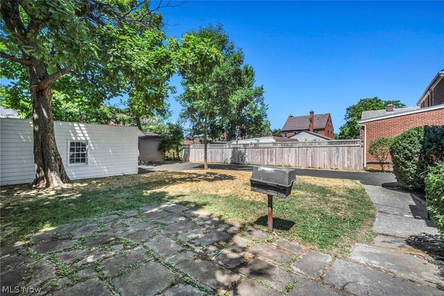 2448 Charney Road, University Heights, OH 44118