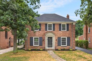 2448 Charney Road, University Heights, OH 44118
