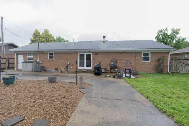 1925 Sheperd Drive, Evansville, IN 47715