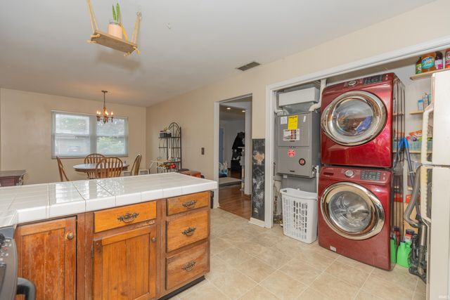 1925 Sheperd Drive, Evansville, IN 47715