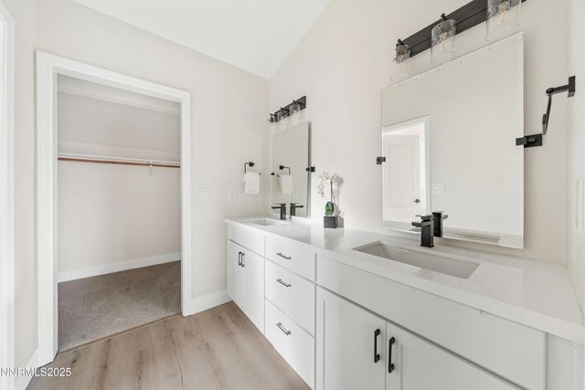 207 White Rose Drive, Sparks, NV 89441