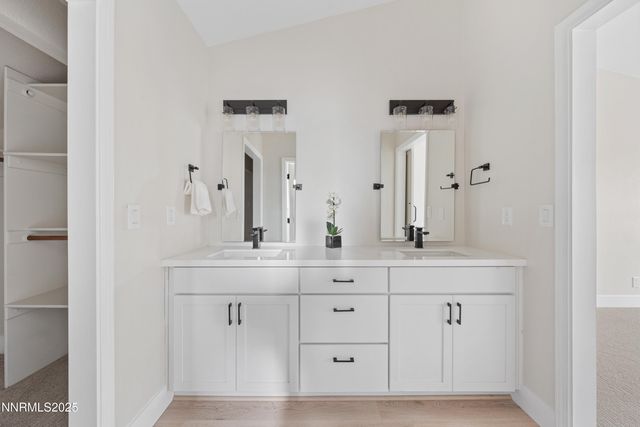 207 White Rose Drive, Sparks, NV 89441