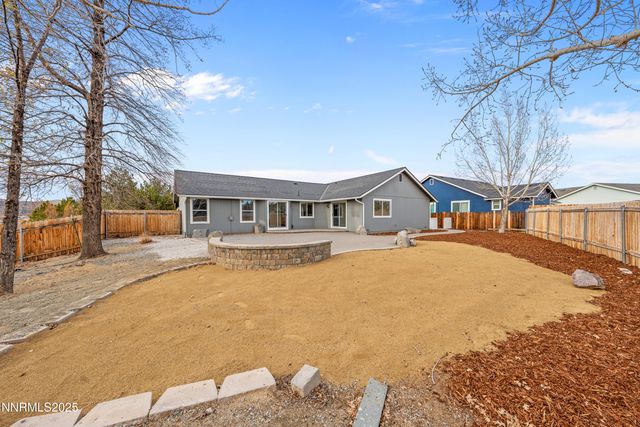 207 White Rose Drive, Sparks, NV 89441