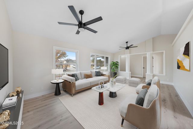 207 White Rose Drive, Sparks, NV 89441