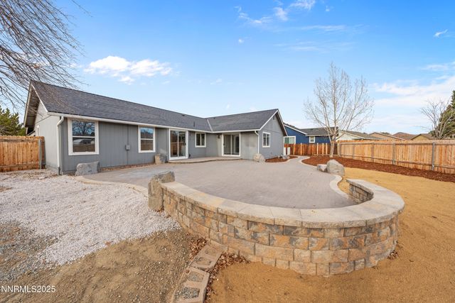 207 White Rose Drive, Sparks, NV 89441