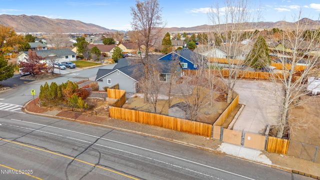 207 White Rose Drive, Sparks, NV 89441