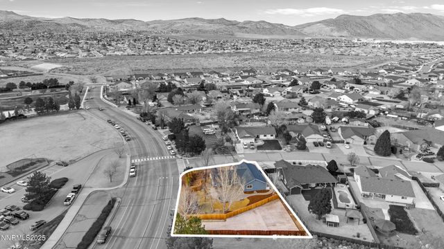 207 White Rose Drive, Sparks, NV 89441