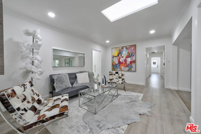 344 S Camden Drive, Beverly Hills, CA 90212