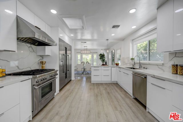 344 S Camden Drive, Beverly Hills, CA 90212