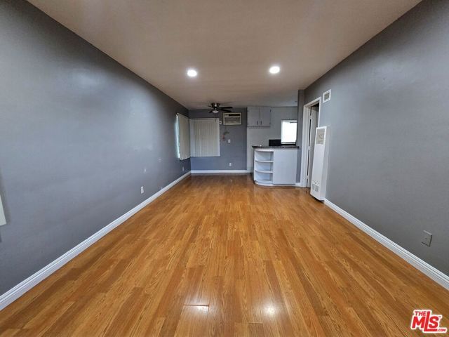 7419 Woodley Avenue 1, Van Nuys (los Angeles), CA 91406