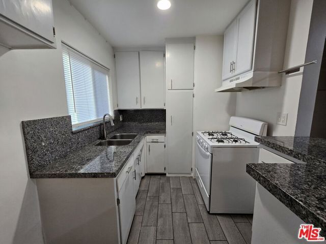 7419 Woodley Avenue 1, Van Nuys (los Angeles), CA 91406