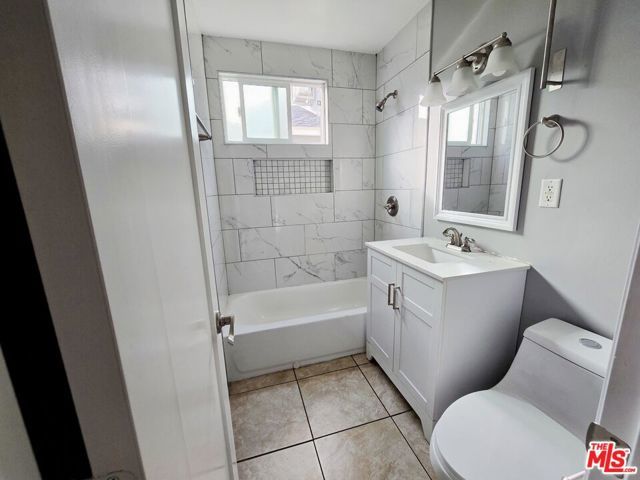 7419 Woodley Avenue 1, Van Nuys (los Angeles), CA 91406