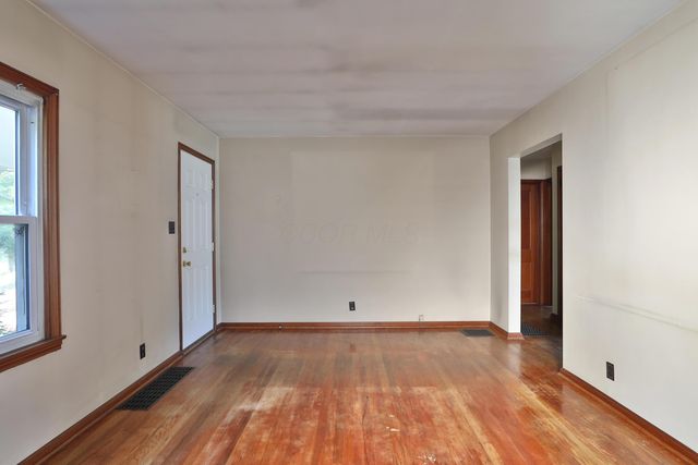 375 E Royal Forest Boulevard, Columbus, OH 43214