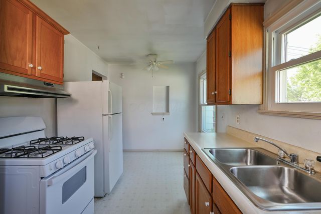 375 E Royal Forest Boulevard, Columbus, OH 43214