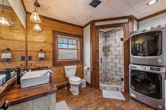 127 Twin Creeks Road, Blue Ridge, GA 30541