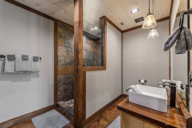 127 Twin Creeks Road, Blue Ridge, GA 30541