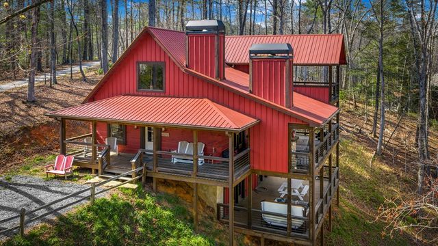 127 Twin Creeks Road, Blue Ridge, GA 30541