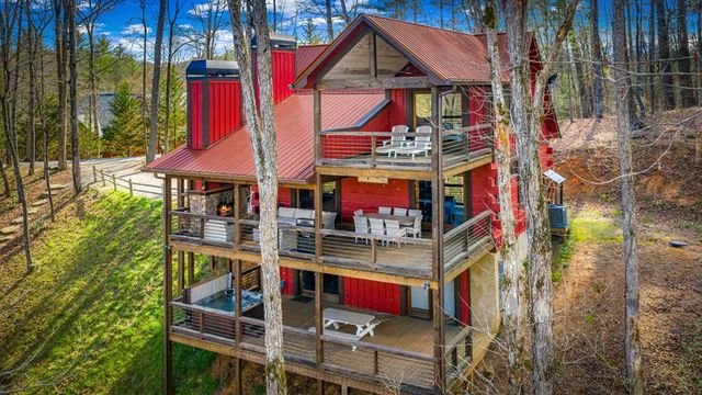 127 Twin Creeks Road, Blue Ridge, GA 30541