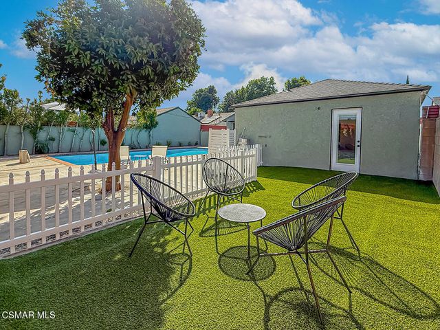 7530 Gaviota Avenue, Van Nuys, CA 91406