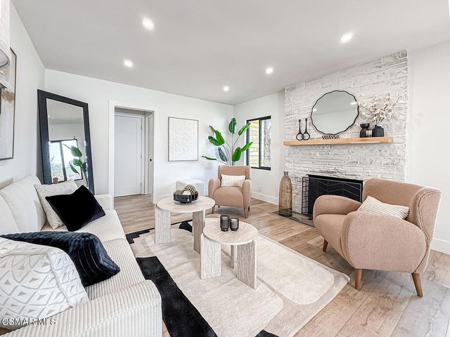 7530 Gaviota Avenue, Van Nuys, CA 91406